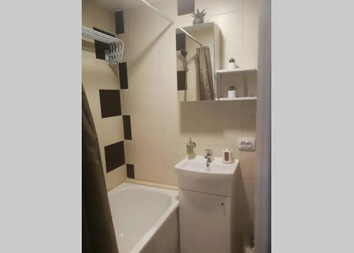 T&j Appartments Ferry Terminal Апартаменты *